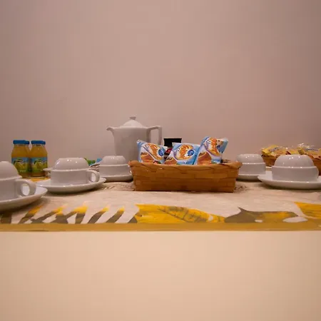 Casual Cairoli בית הארחה