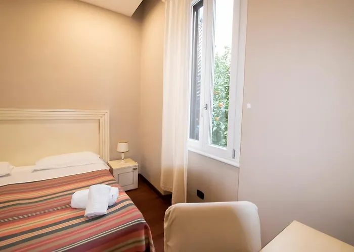 Casual Cairoli 招待所 3*